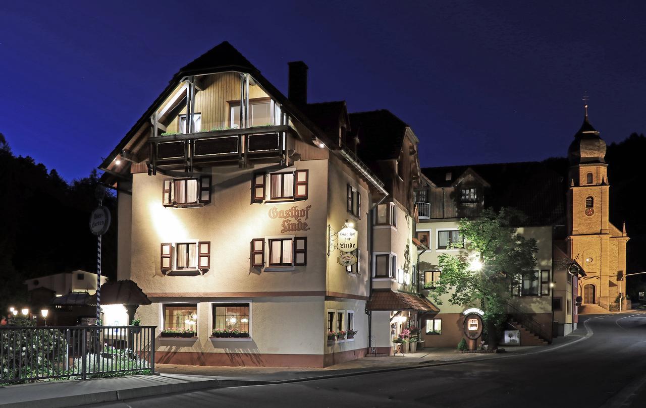 Landgasthof Zur Linde Heimbuchenthal Esterno foto