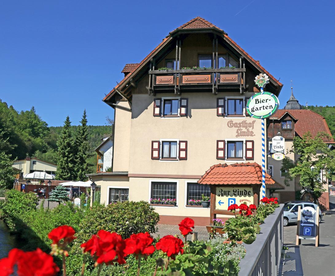 Landgasthof Zur Linde Heimbuchenthal Esterno foto